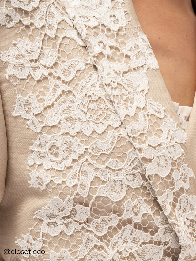 Hanakotoba – Beige Lace Blazer