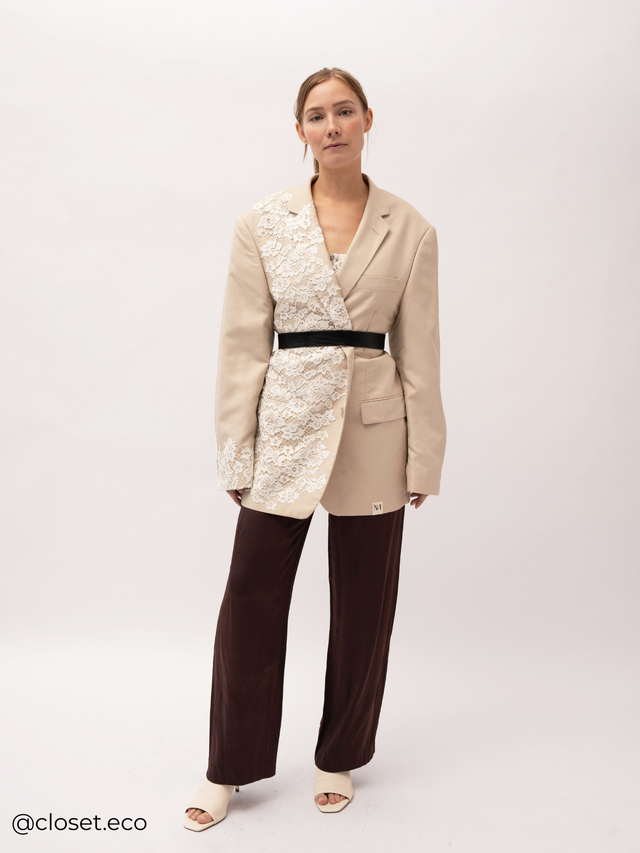Hanakotoba – Beige Lace Blazer