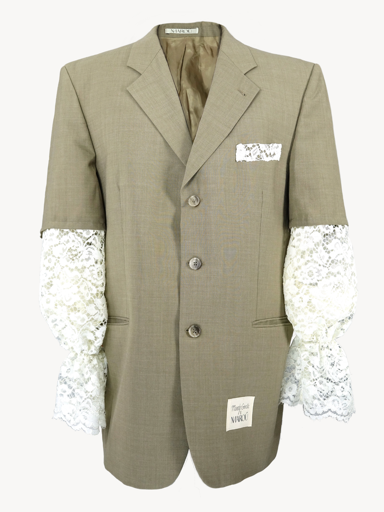 Mandy Giselle x MAROÚ Blazer - beige met kanten mouwen