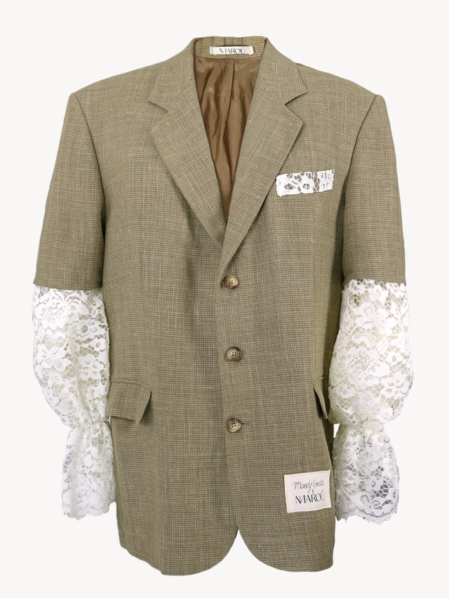 Mandy Giselle x MAROÚ Blazer - beige met kanten mouwen